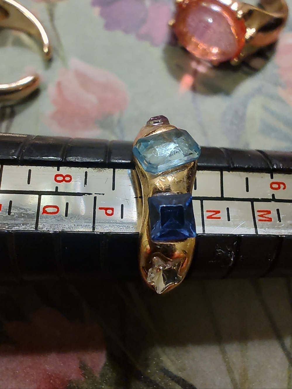 5 NWOT Mystery Metal Costume Bling Rings - Picture 12 of 17